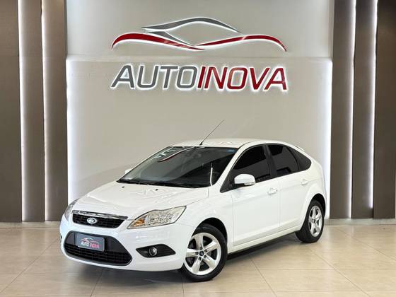 FORD FOCUS 2.0 GLX 16V FLEX 4P AUTOMÁTICO